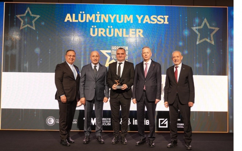 İDDMİB tarafından düzenlenen İhracatın Metalik Yıldızları Ödül Töreni’nde, 2025 yılı ihracat performansımızla Alüminyum Yassı Ürünler kategorisinde üst üste 7. kez 3. sırada yer almanın gururunu yaşıyoruz.